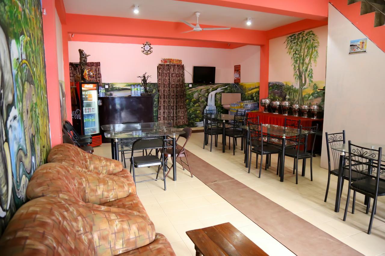 Hotel Siumi Rest Nallathanniya Exterior foto