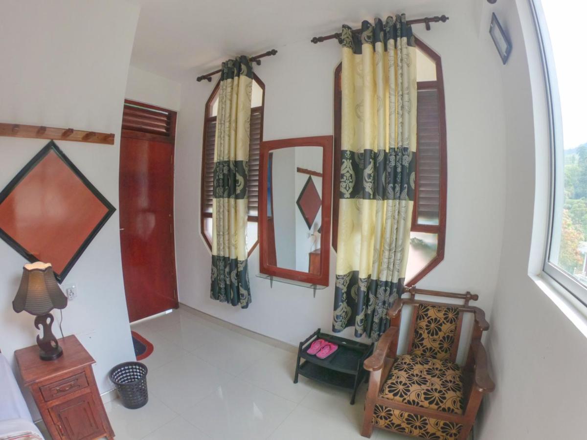 Hotel Siumi Rest Nallathanniya Exterior foto